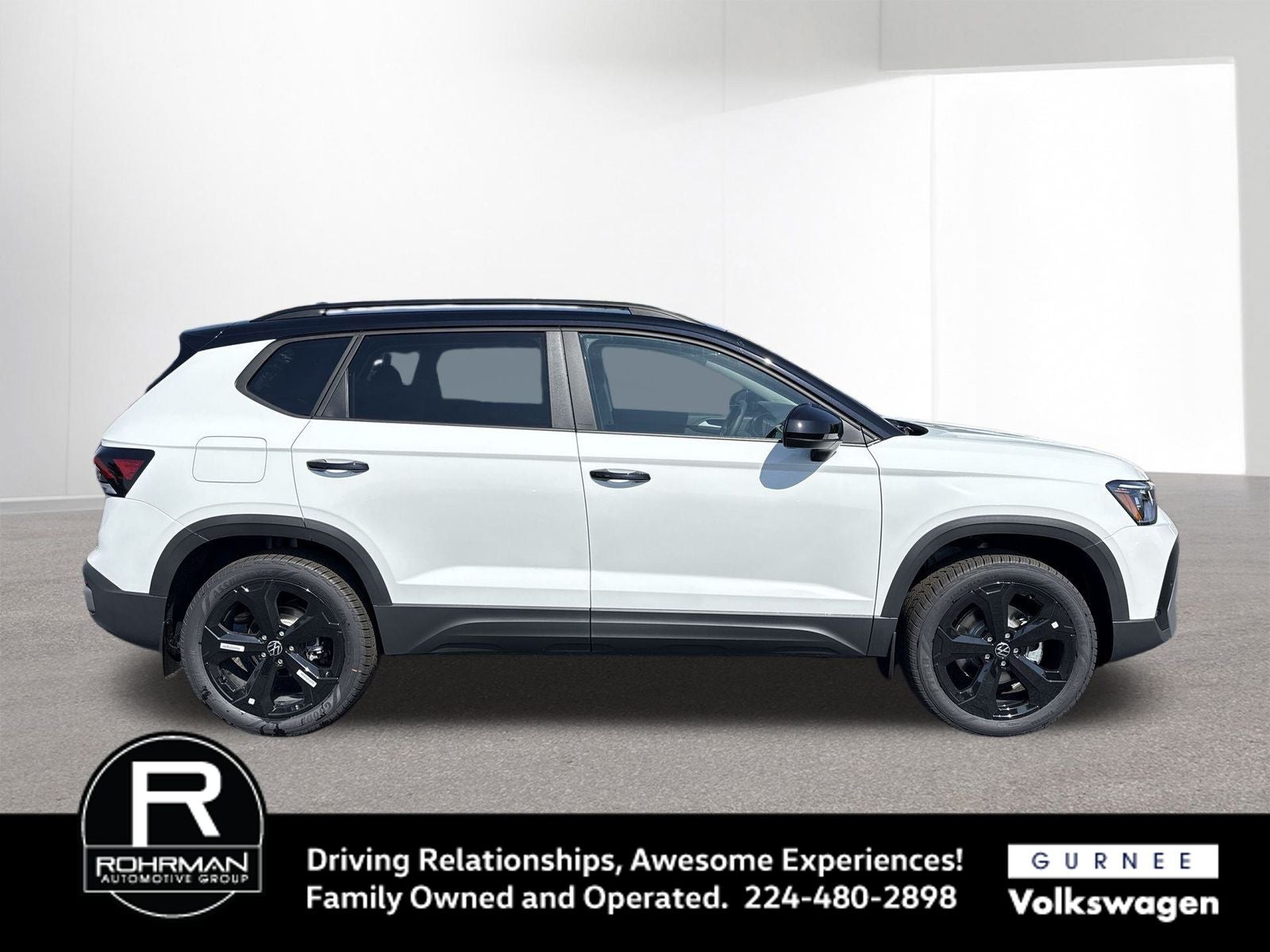 2025 Volkswagen Taos 1.5T SE Black