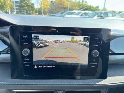 2025 Volkswagen Taos 1.5T SE Black