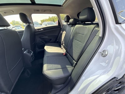 2025 Volkswagen Taos 1.5T SE Black