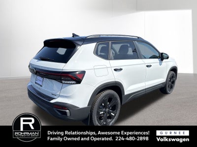 2025 Volkswagen Taos 1.5T SE Black