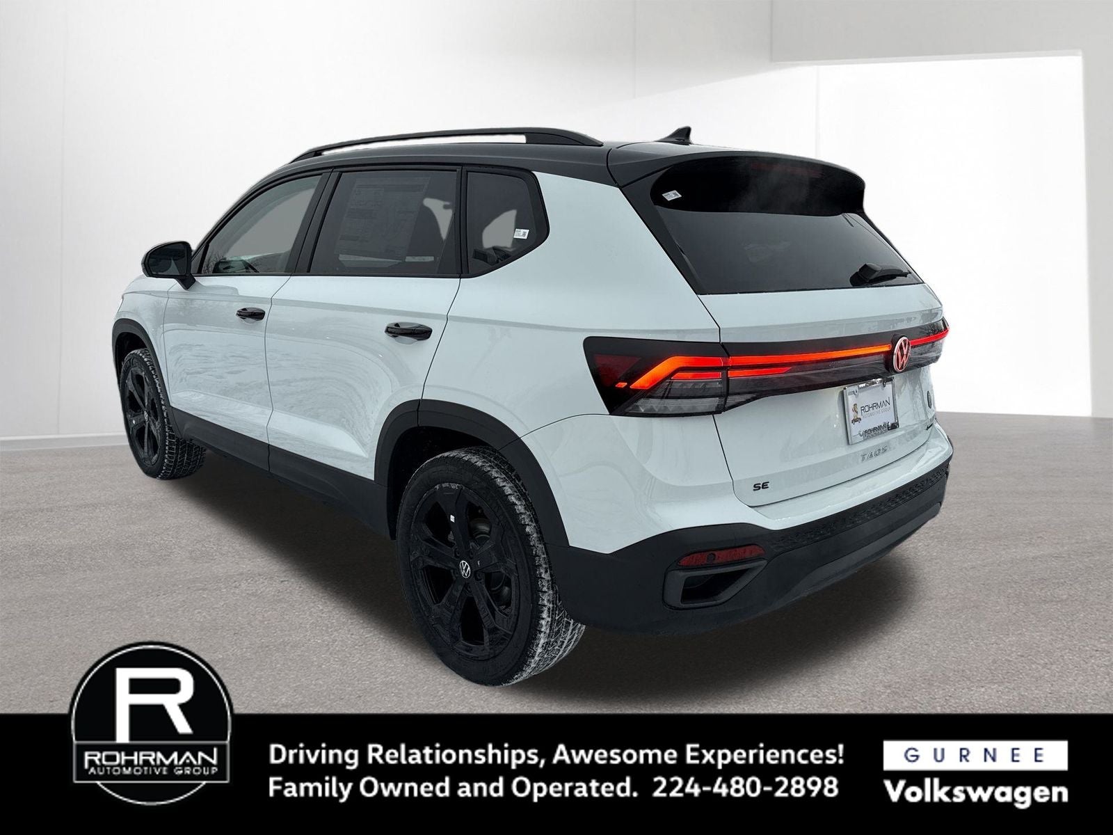 2026 Volkswagen Taos 1.5T SE Black