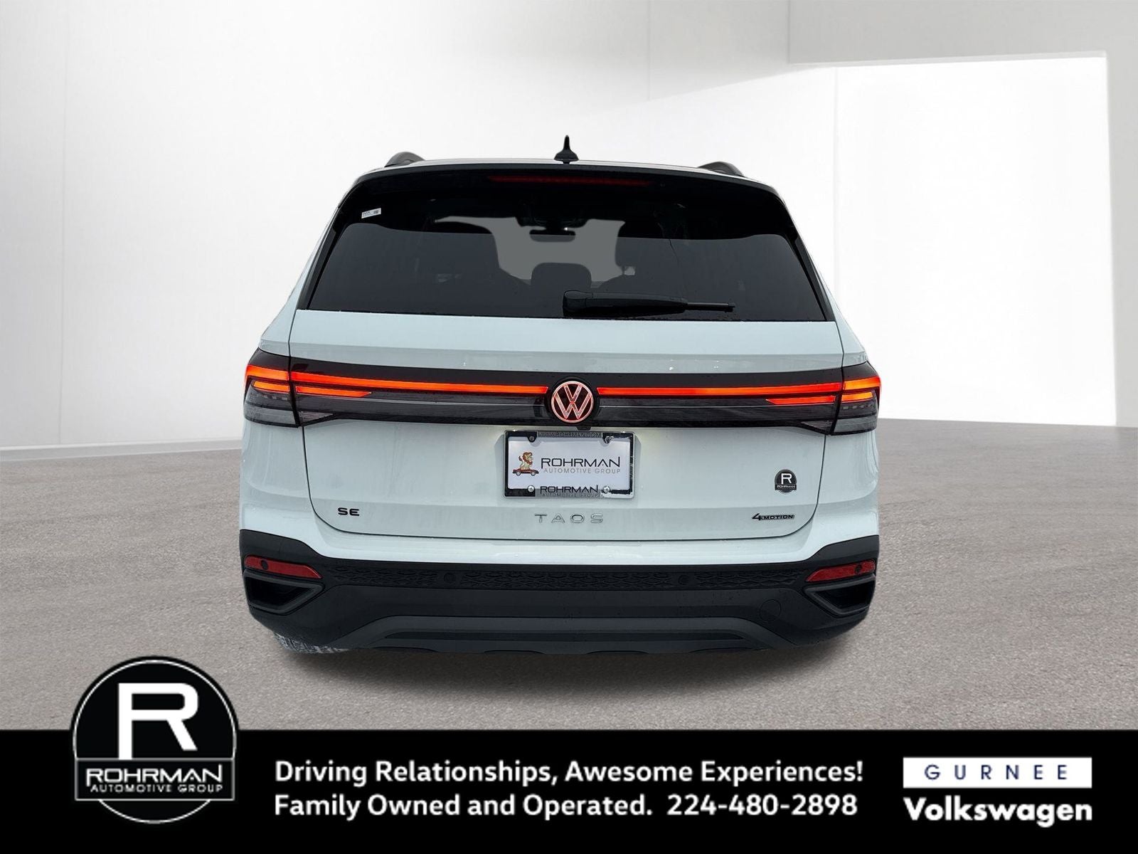 2026 Volkswagen Taos 1.5T SE Black