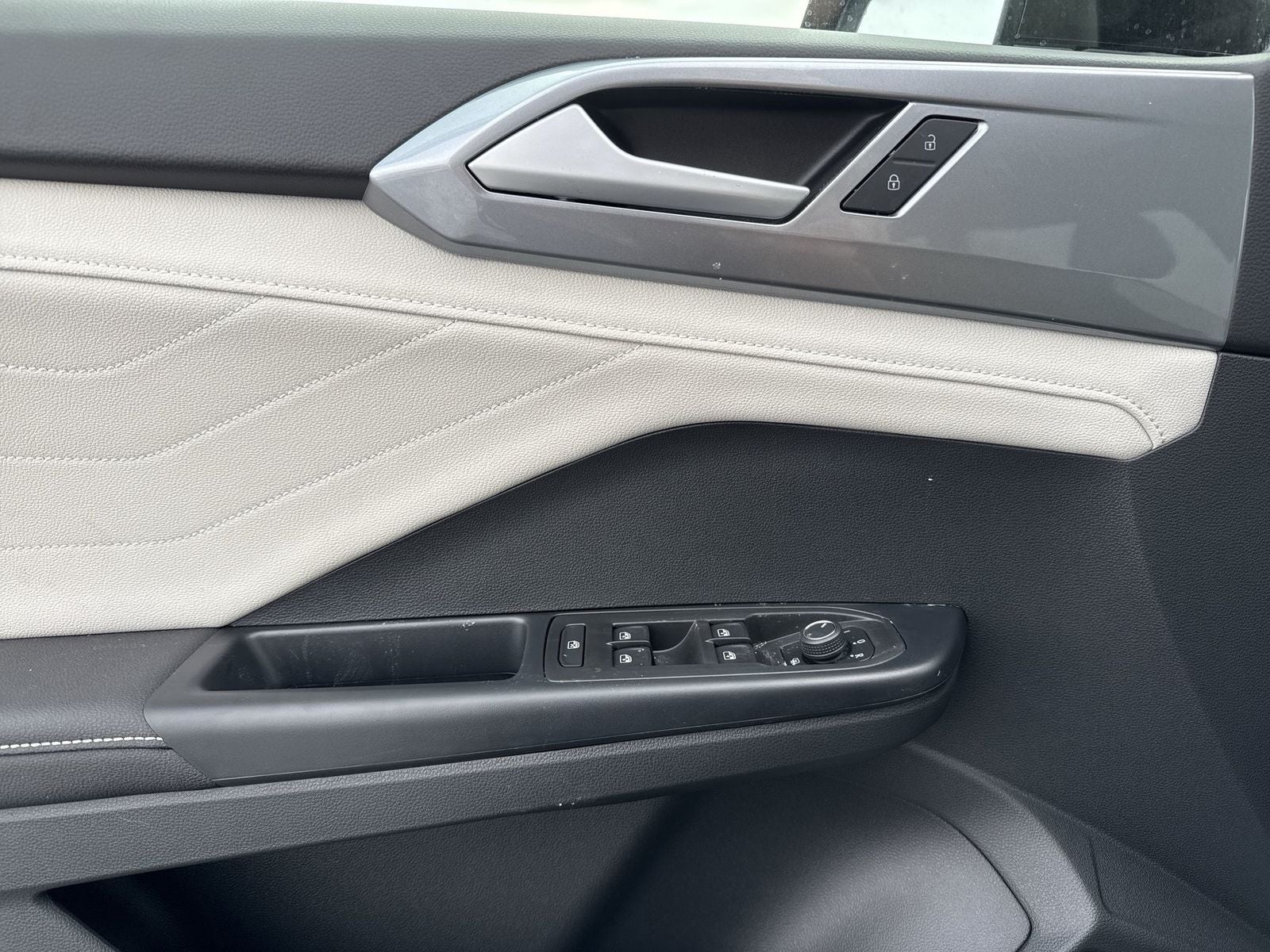 2026 Volkswagen Taos 1.5T SEL