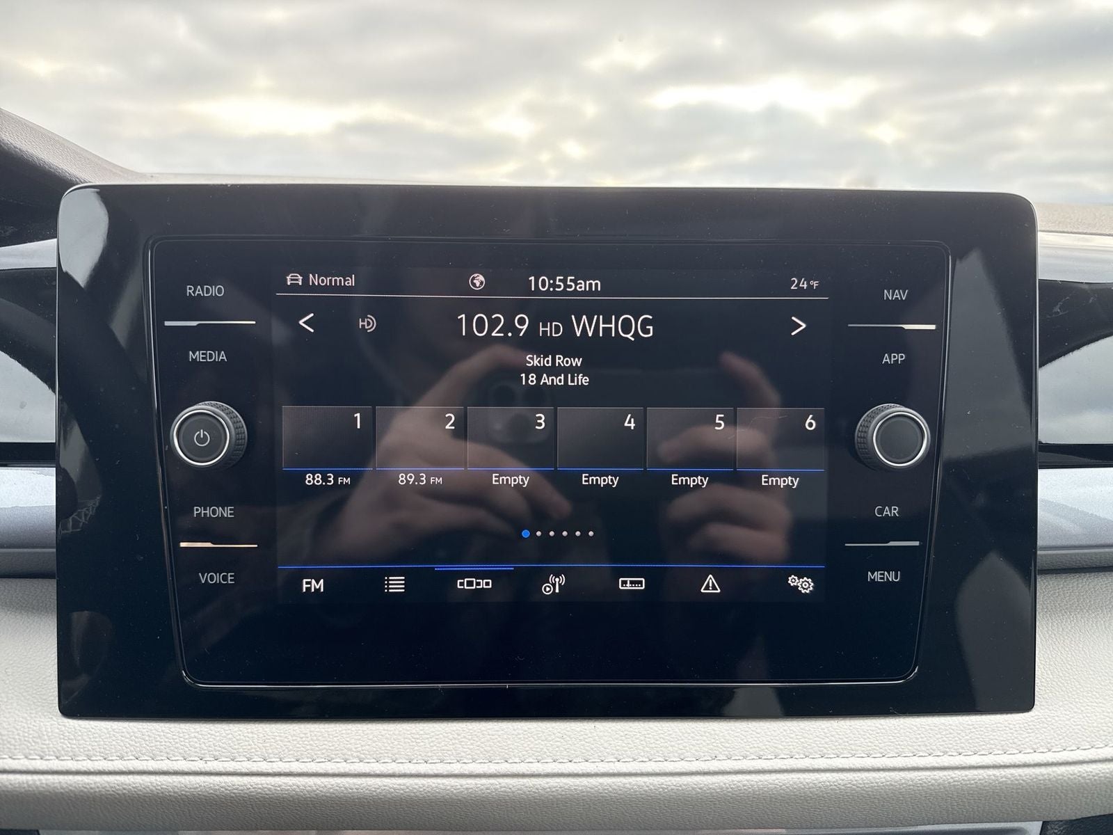 2026 Volkswagen Taos 1.5T SEL