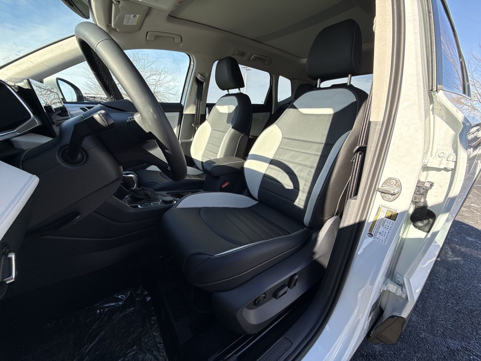 2026 Volkswagen Taos 1.5T SEL