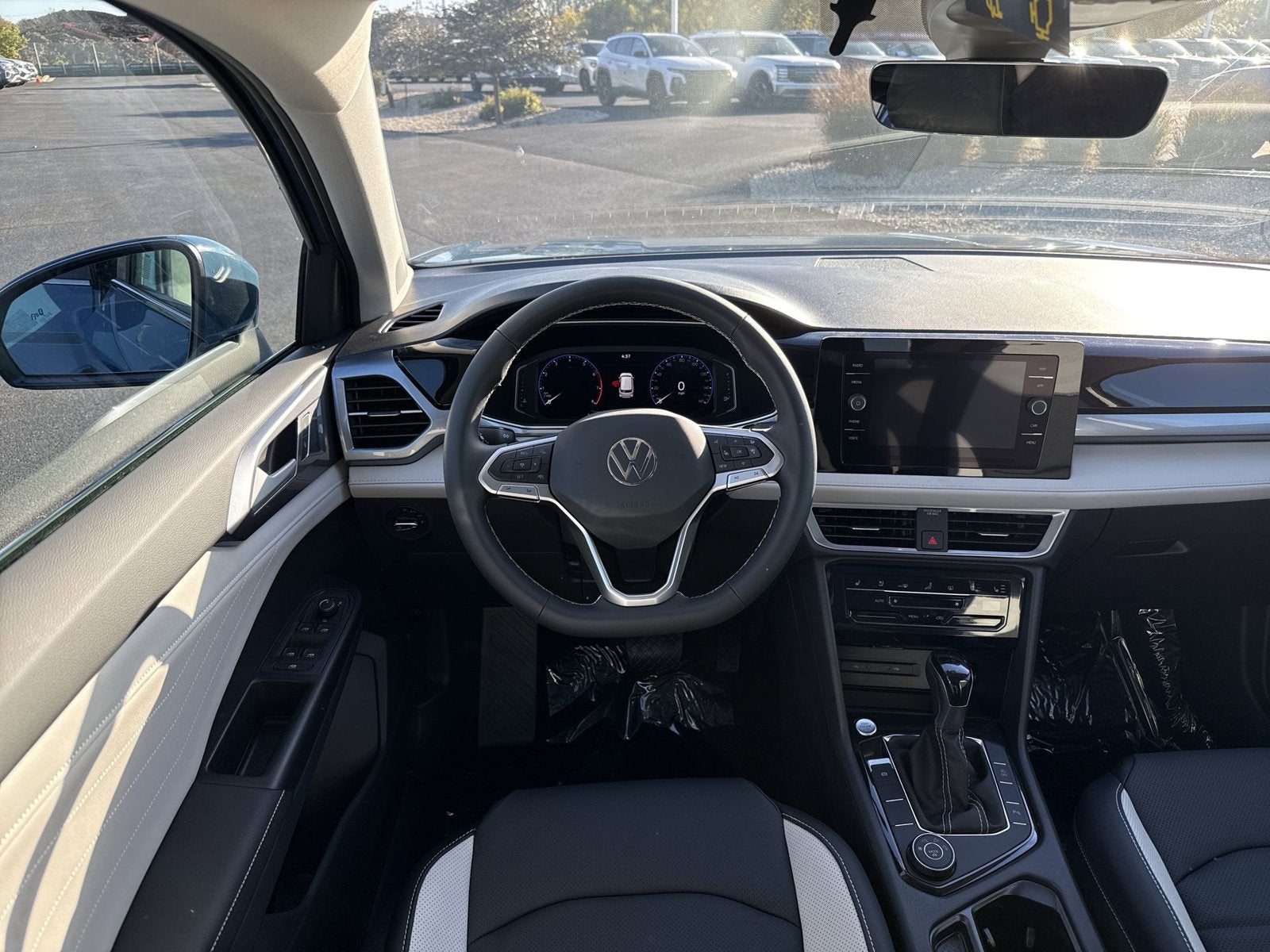 2027 Volkswagen Taos 1.5T SEL