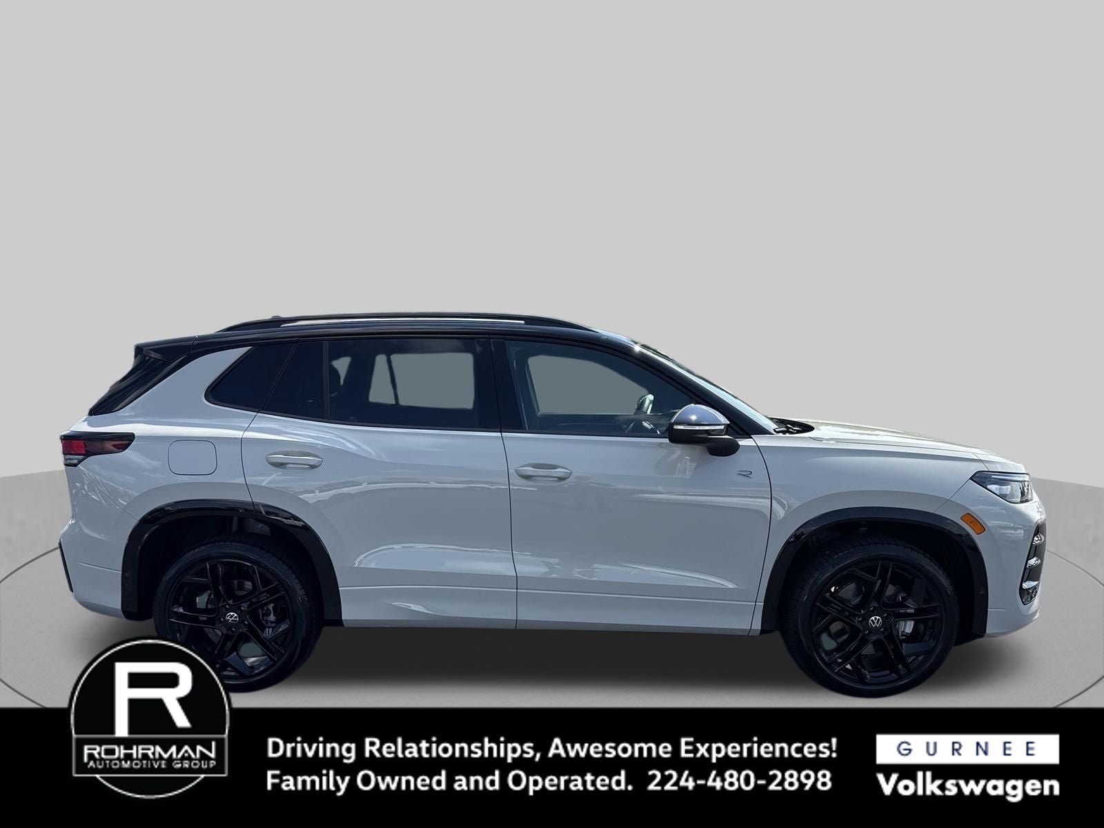2026 Volkswagen Tiguan 2.0T SE R-Line Black