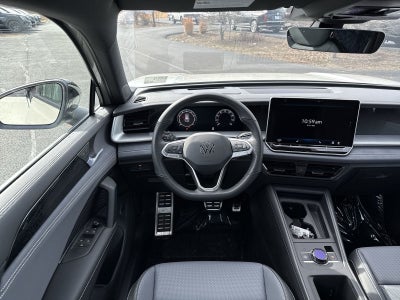 2026 Volkswagen Tiguan 2.0T SE R-Line Black