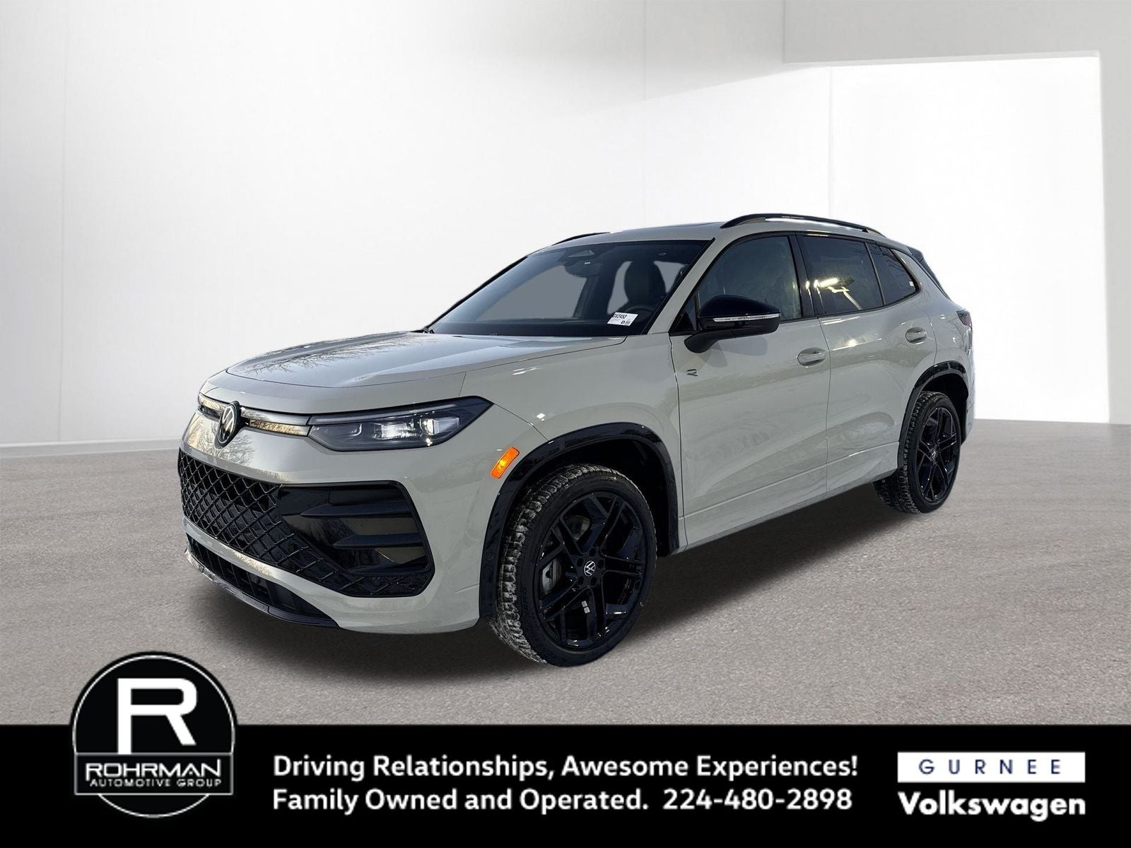 2026 Volkswagen Tiguan 2.0T SE R-Line Black