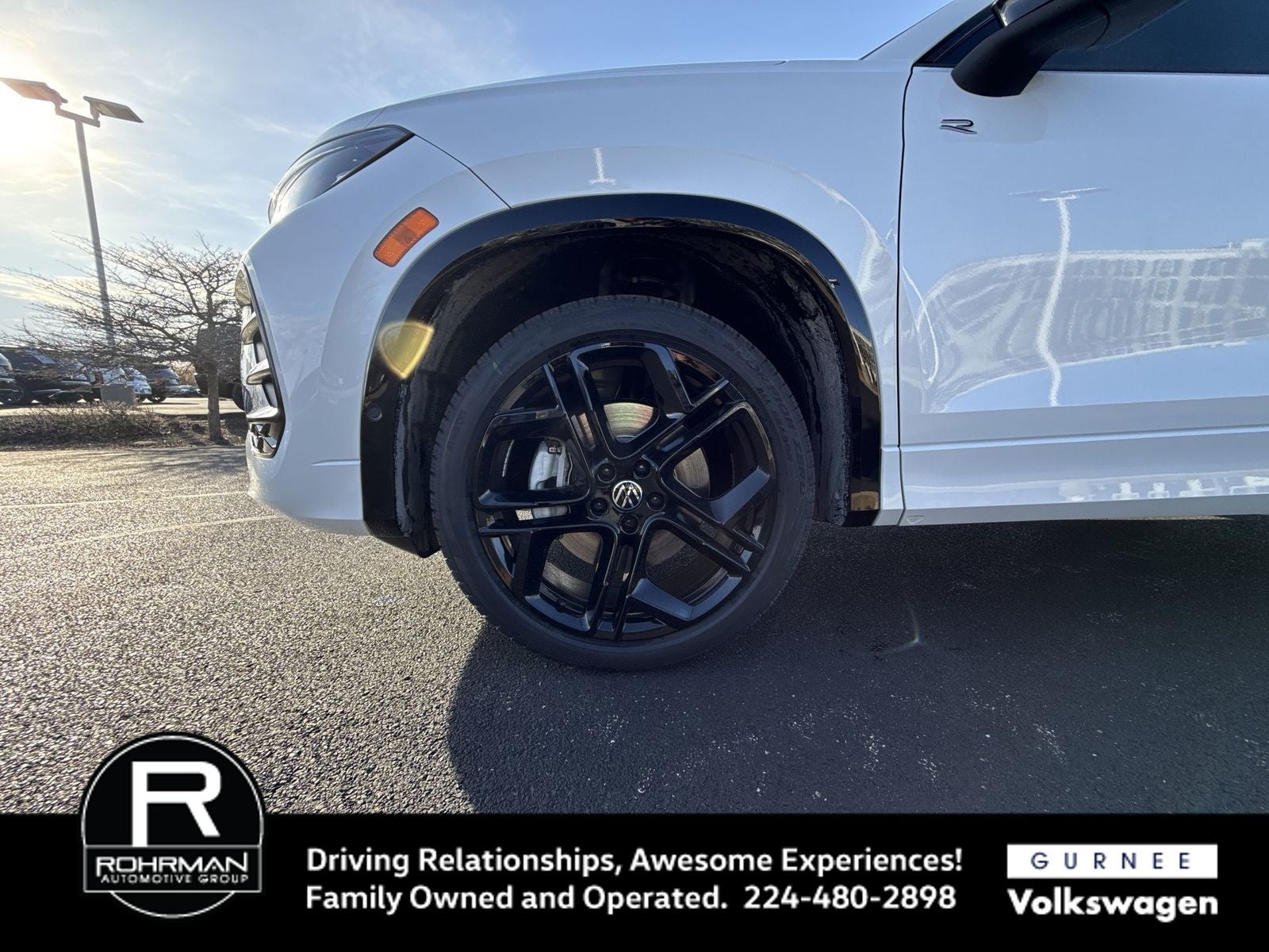 2026 Volkswagen Tiguan 2.0T SE R-Line Black