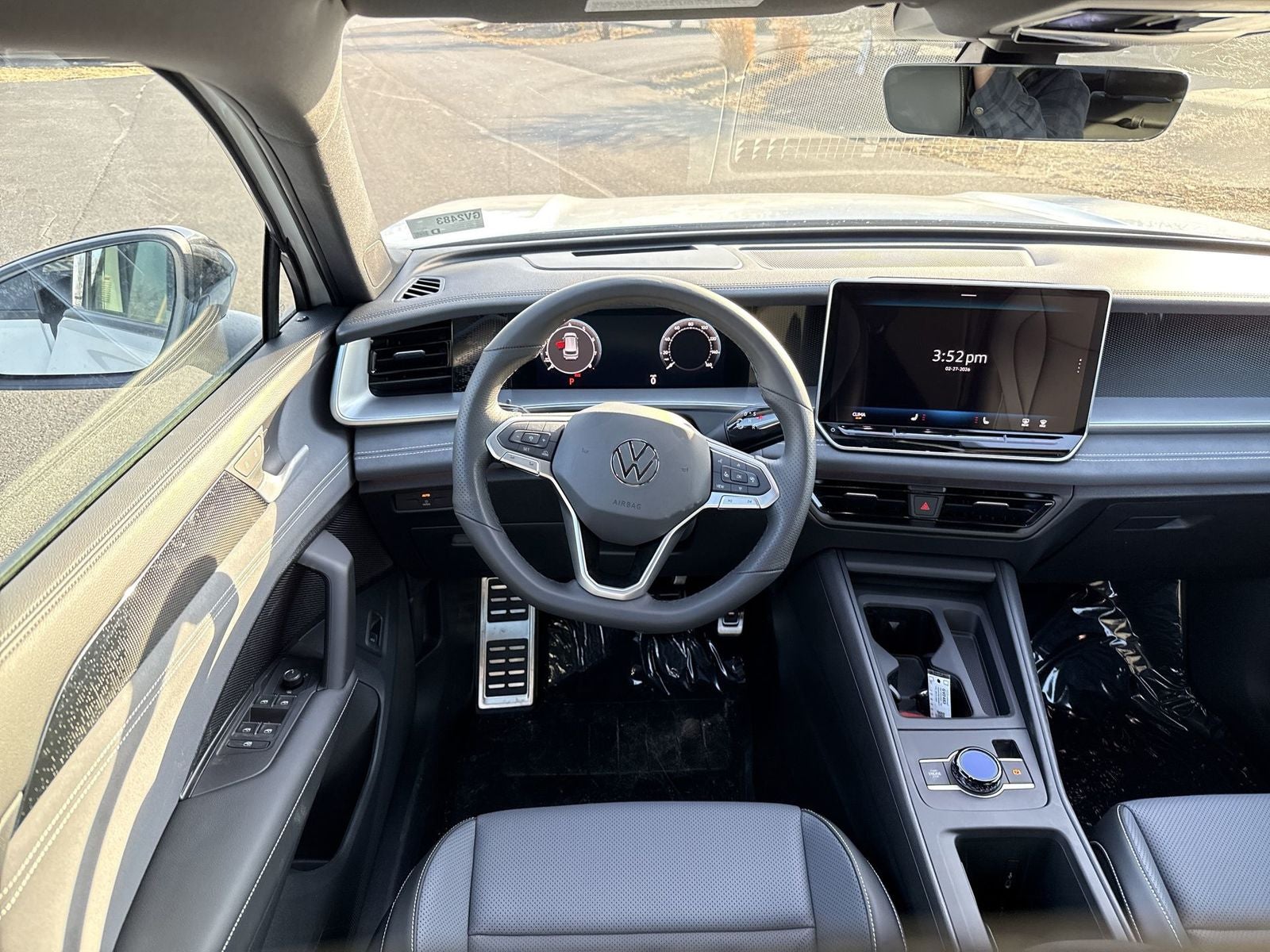 2026 Volkswagen Tiguan 2.0T SE R-Line Black