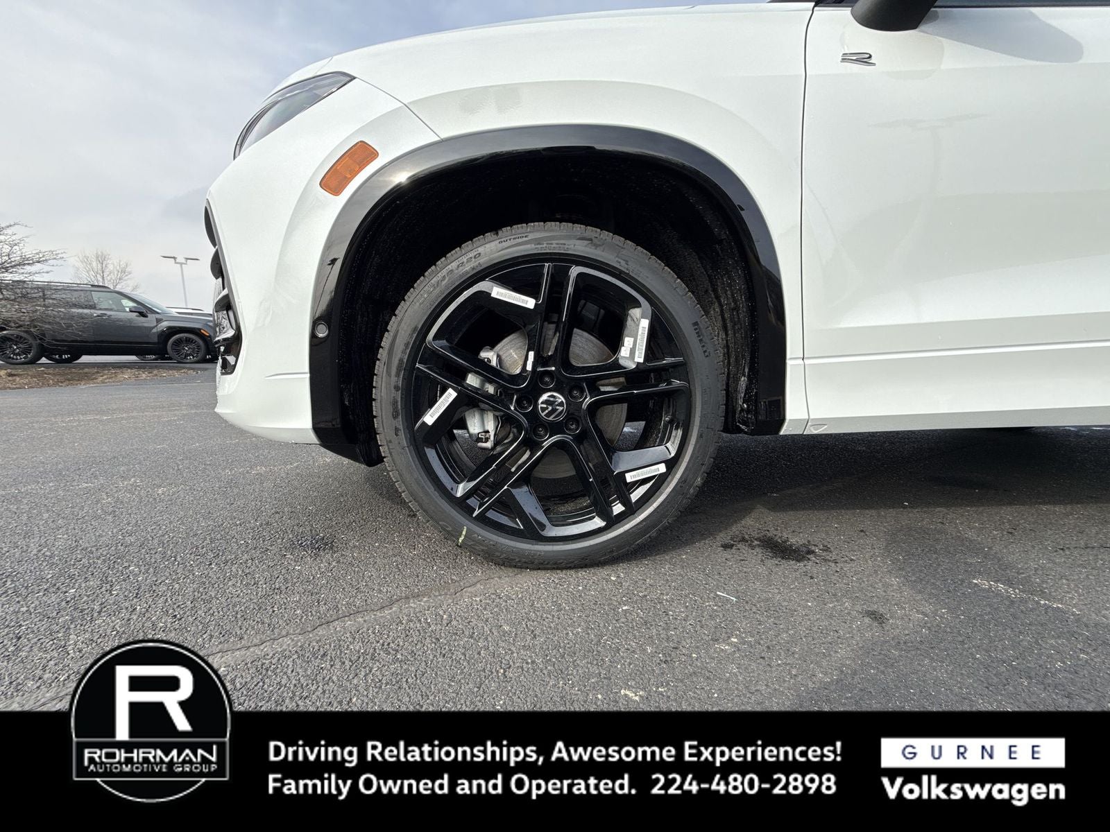 2026 Volkswagen Tiguan 2.0T SE R-Line Black