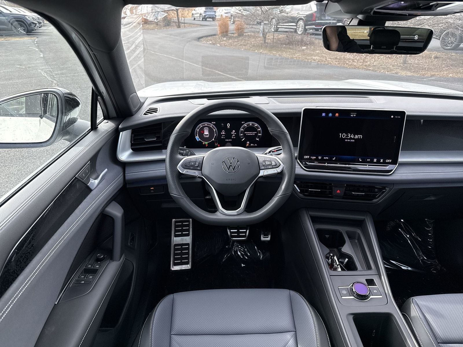 2026 Volkswagen Tiguan 2.0T SE R-Line Black