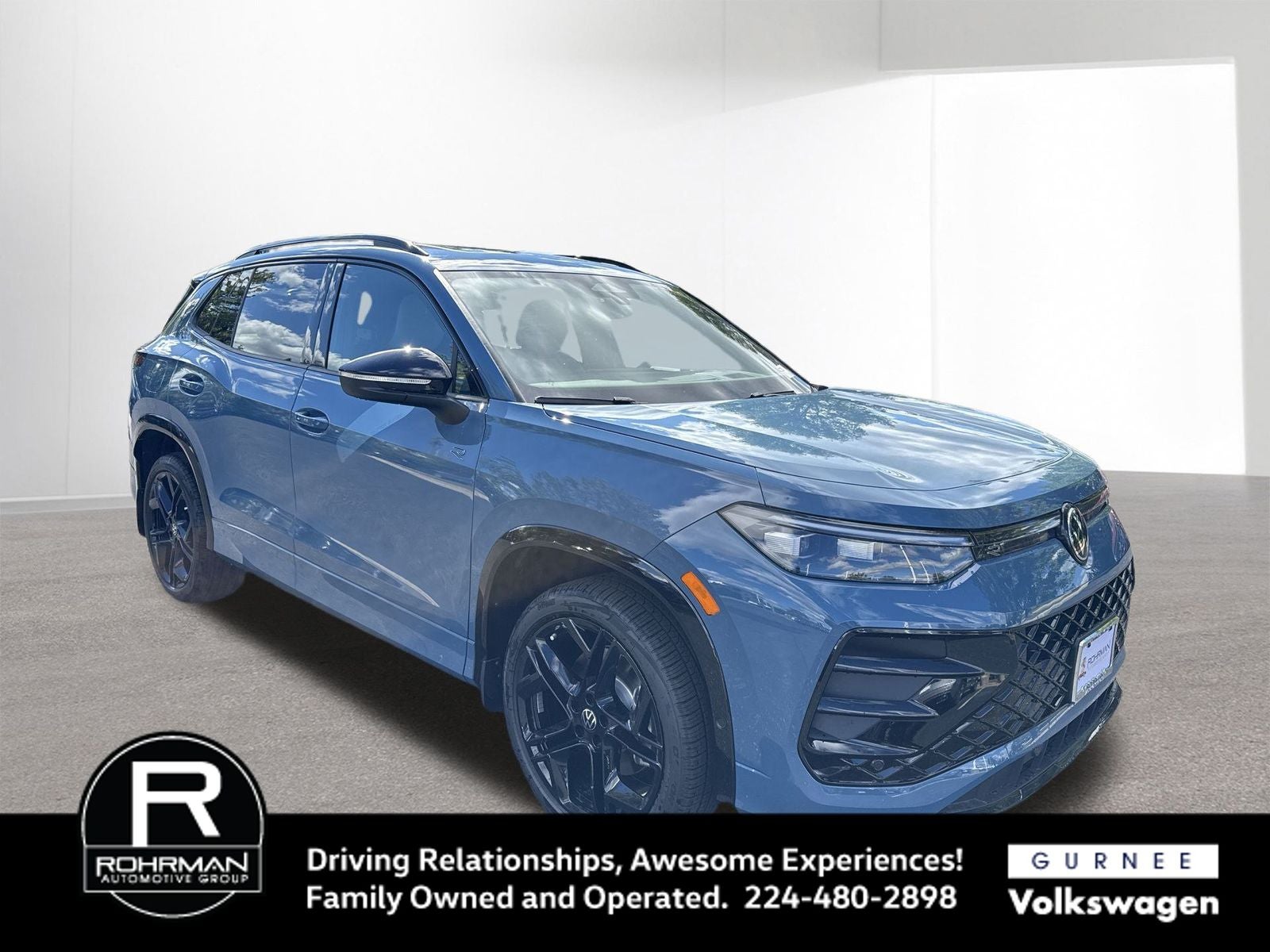 2025 Volkswagen Tiguan 2.0T SE R-Line Black