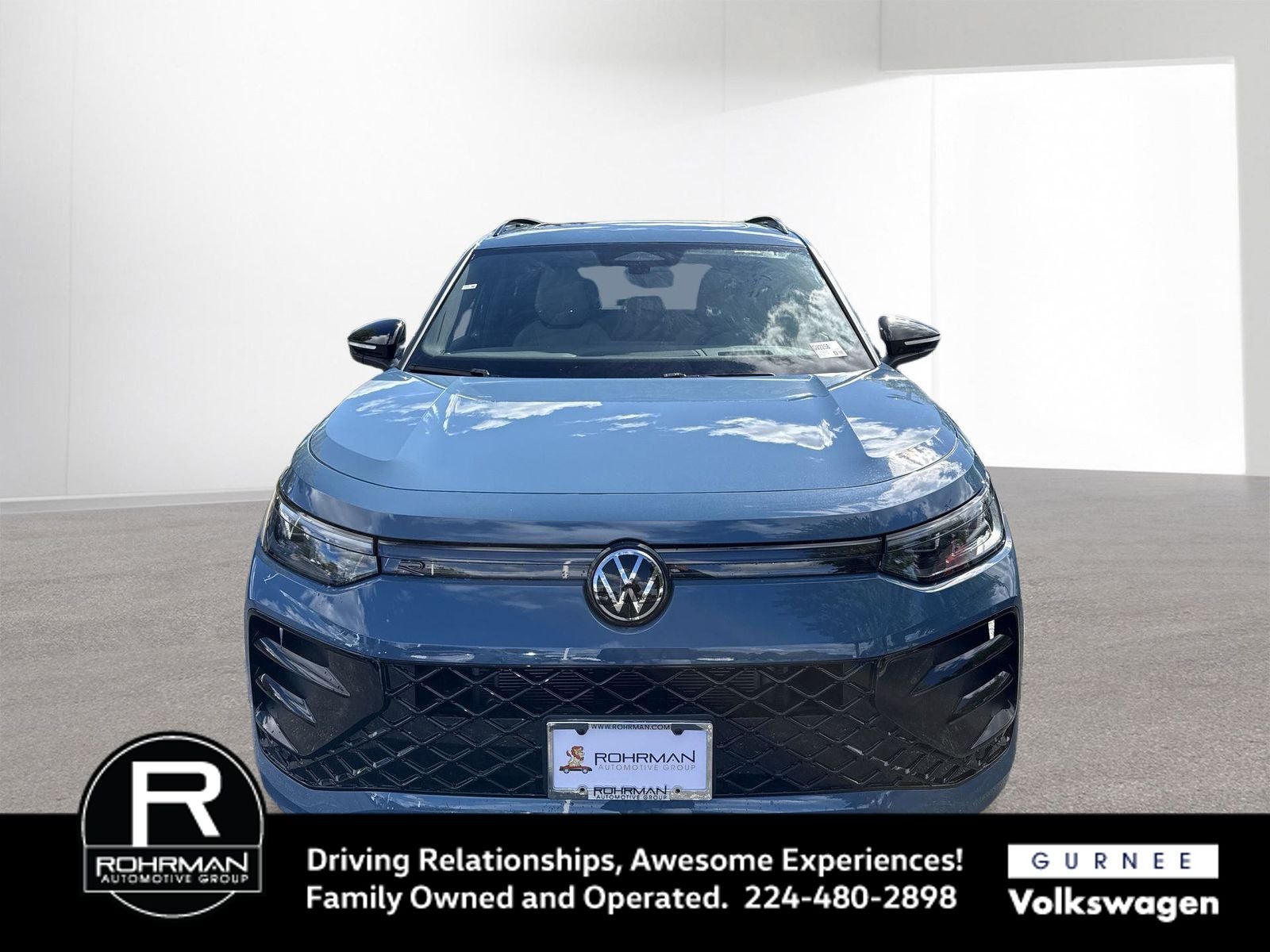 2025 Volkswagen Tiguan 2.0T SE R-Line Black