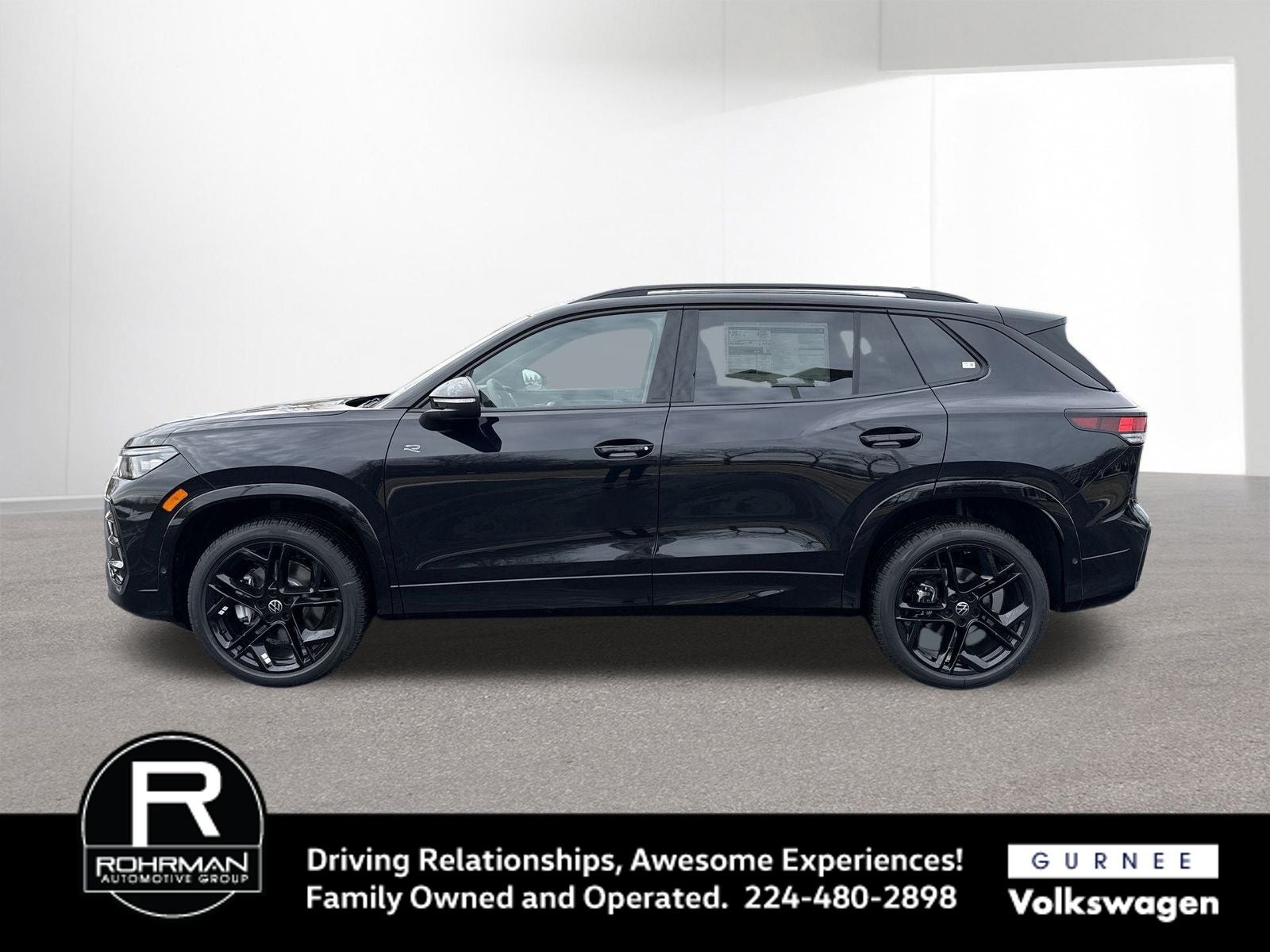 2026 Volkswagen Tiguan 2.0T SE R-Line Black