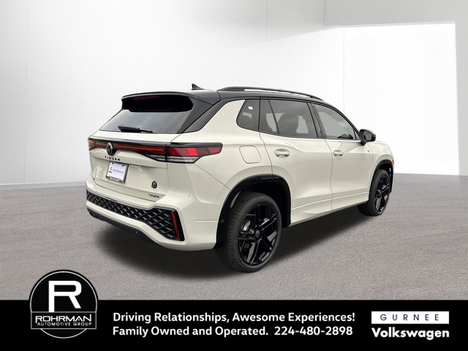 2026 Volkswagen Tiguan 2.0T SE R-Line Black