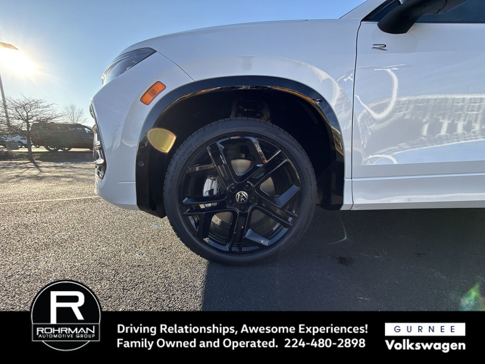 2026 Volkswagen Tiguan 2.0T SE R-Line Black