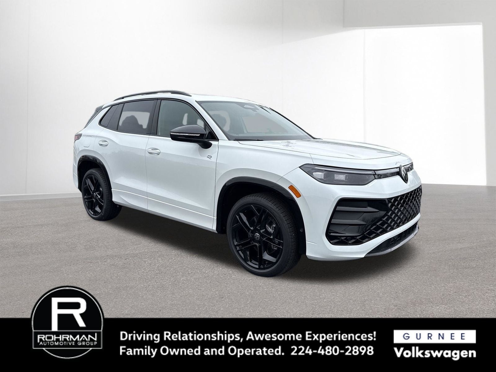 2026 Volkswagen Tiguan 2.0T SE R-Line Black