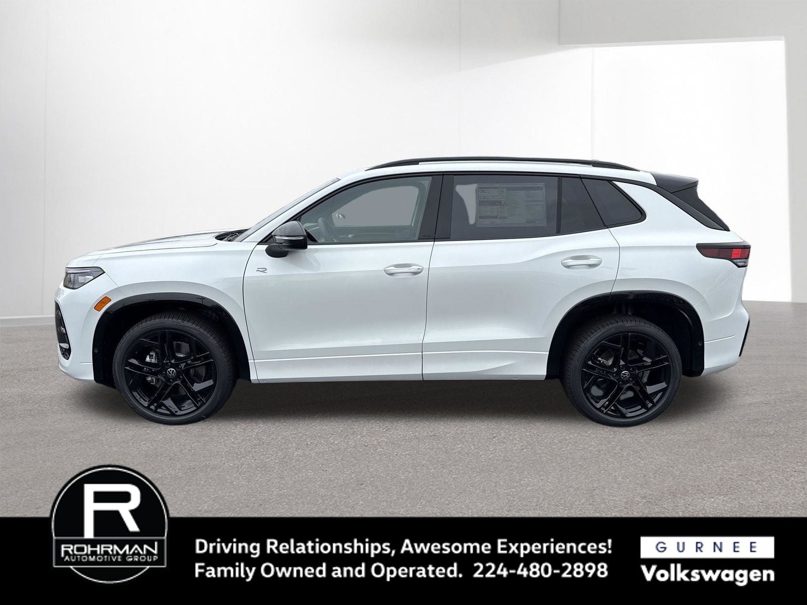 2026 Volkswagen Tiguan 2.0T SE R-Line Black