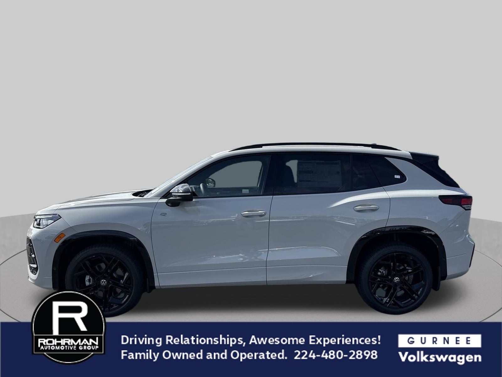 2026 Volkswagen Tiguan 2.0T SE R-Line Black