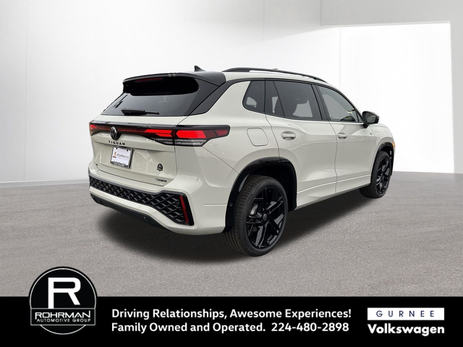 2026 Volkswagen Tiguan 2.0T SE R-Line Black