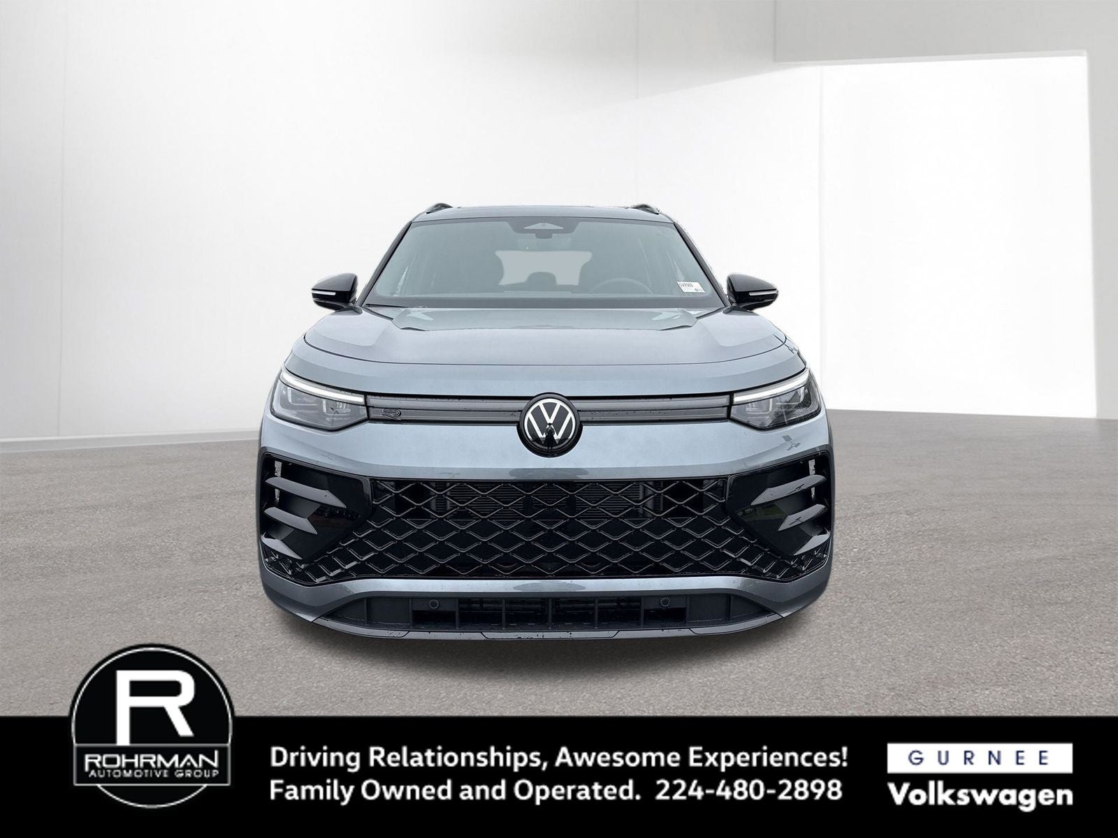 2026 Volkswagen Tiguan 2.0T SE R-Line Black