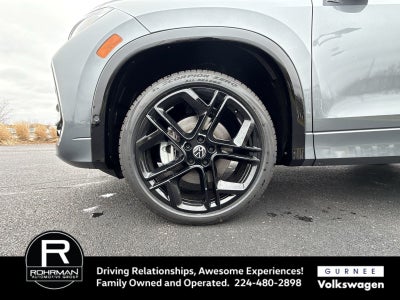 2026 Volkswagen Tiguan 2.0T SE R-Line Black