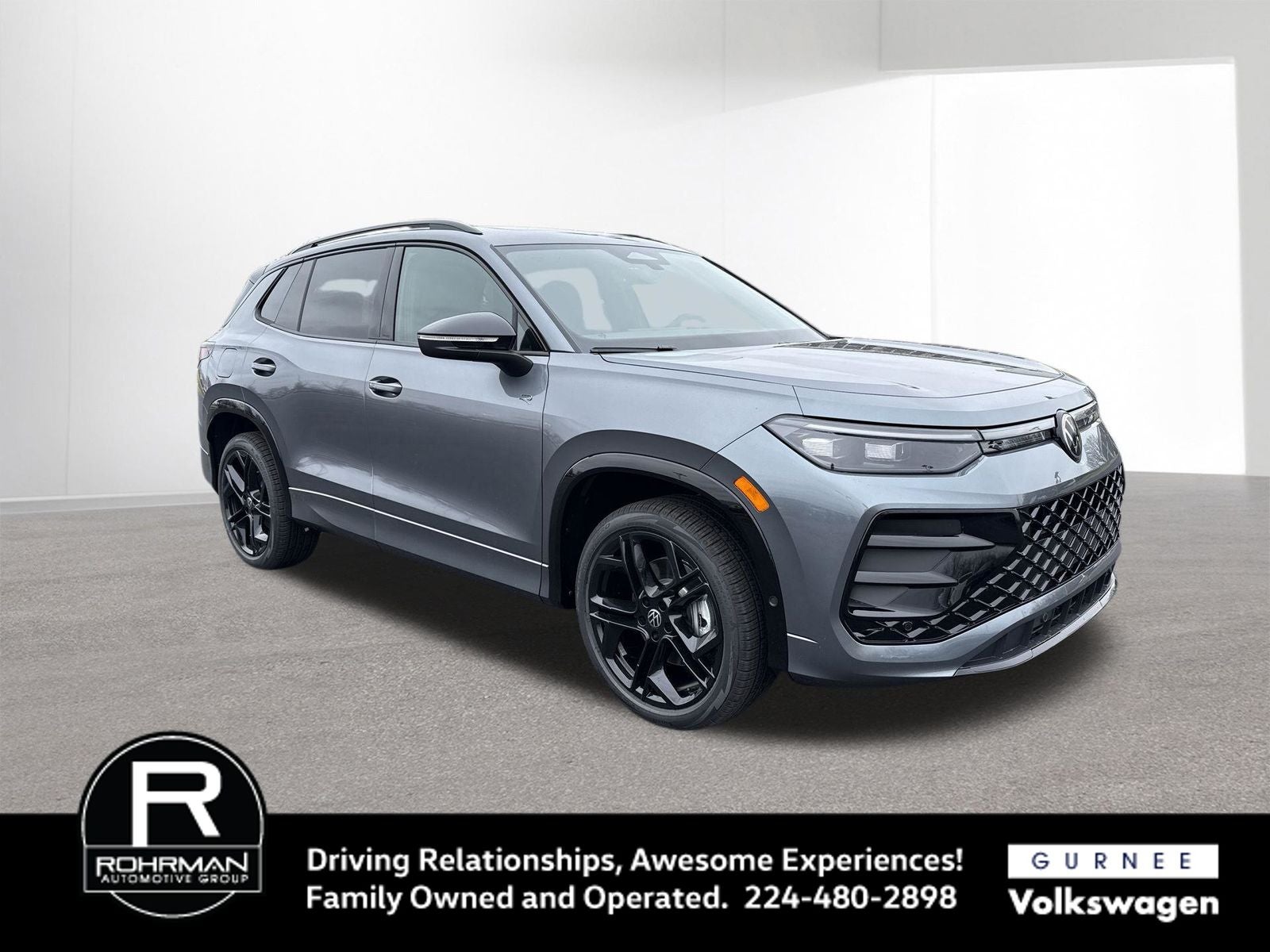 2026 Volkswagen Tiguan 2.0T SE R-Line Black