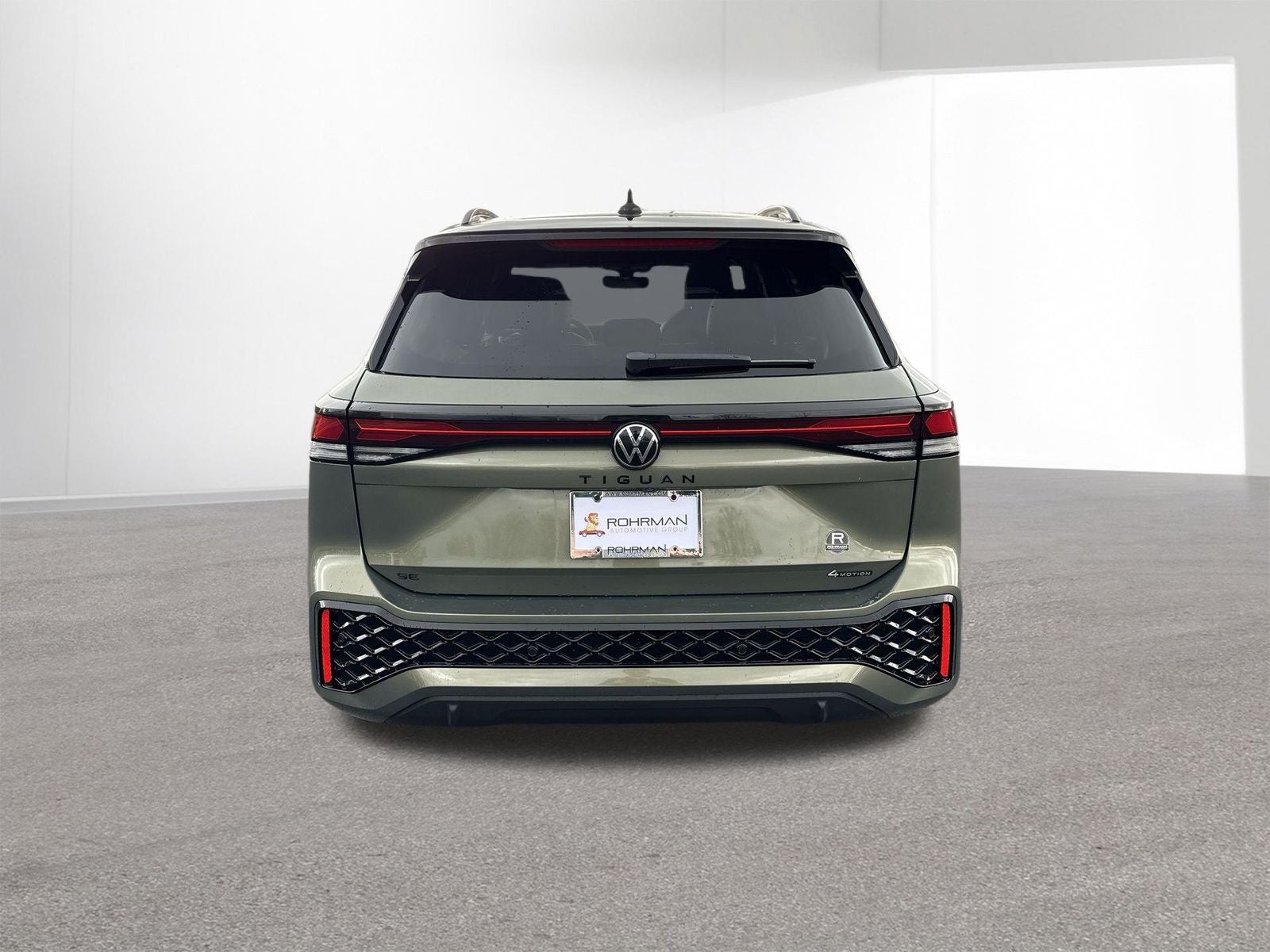 2026 Volkswagen Tiguan 2.0T SE R-Line Black