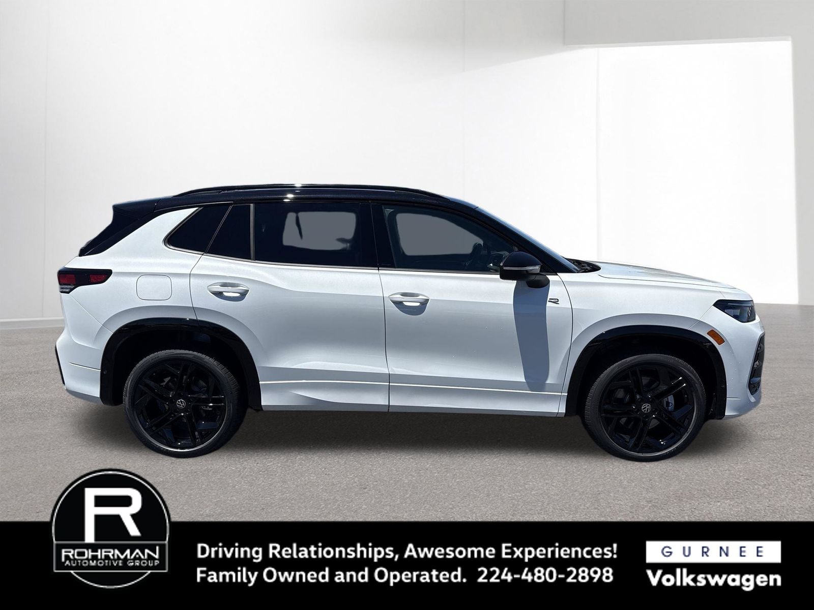2026 Volkswagen Tiguan 2.0T SE R-Line Black