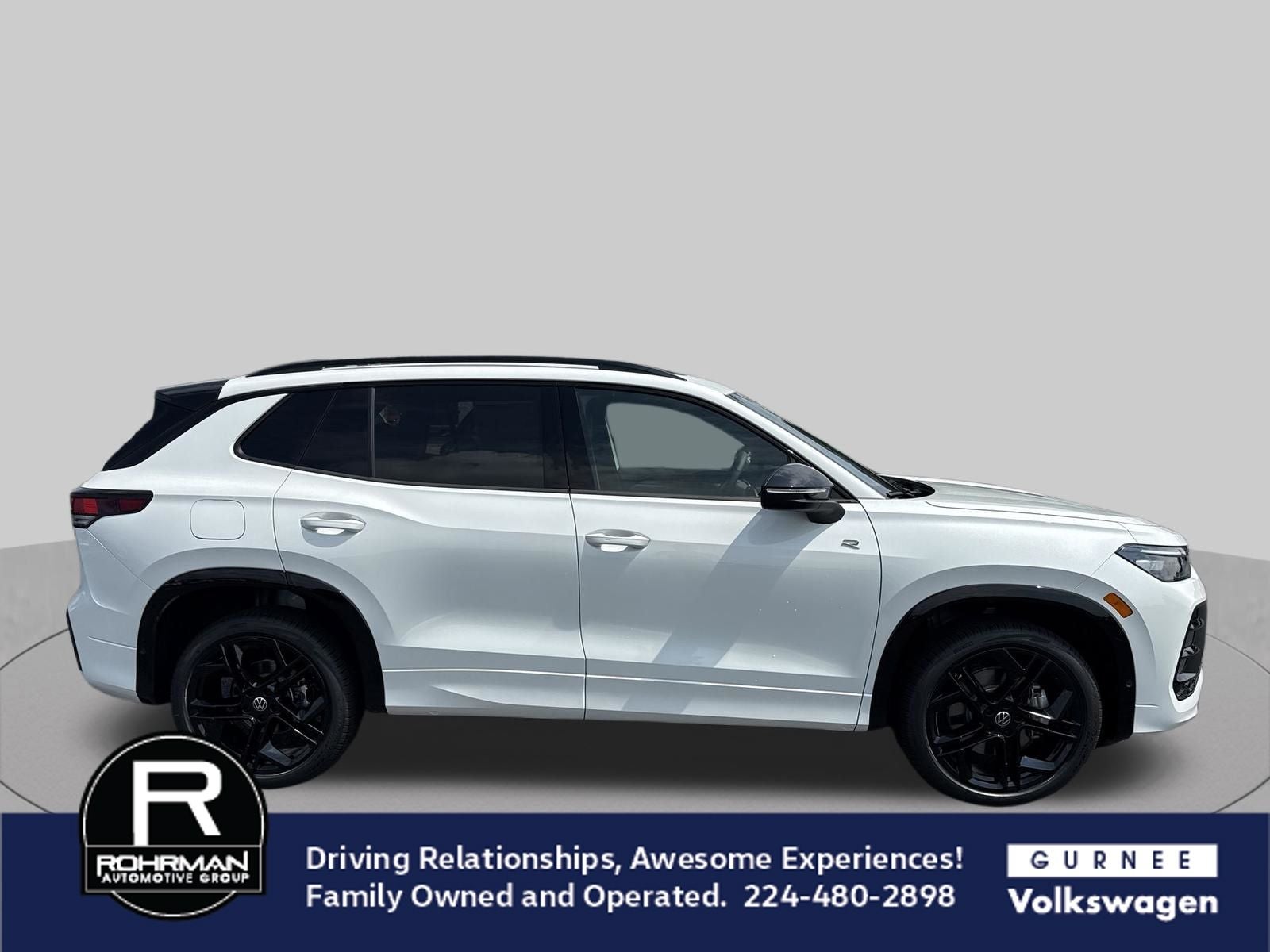 2026 Volkswagen Tiguan 2.0T SE R-Line Black