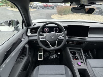 2026 Volkswagen Tiguan 2.0T SE R-Line Black