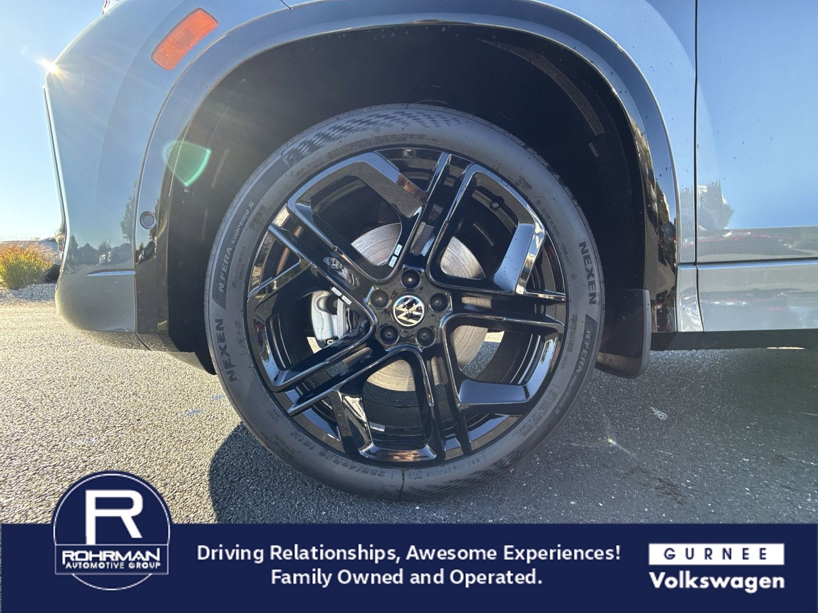 2026 Volkswagen Tiguan 2.0T SE R-Line Black