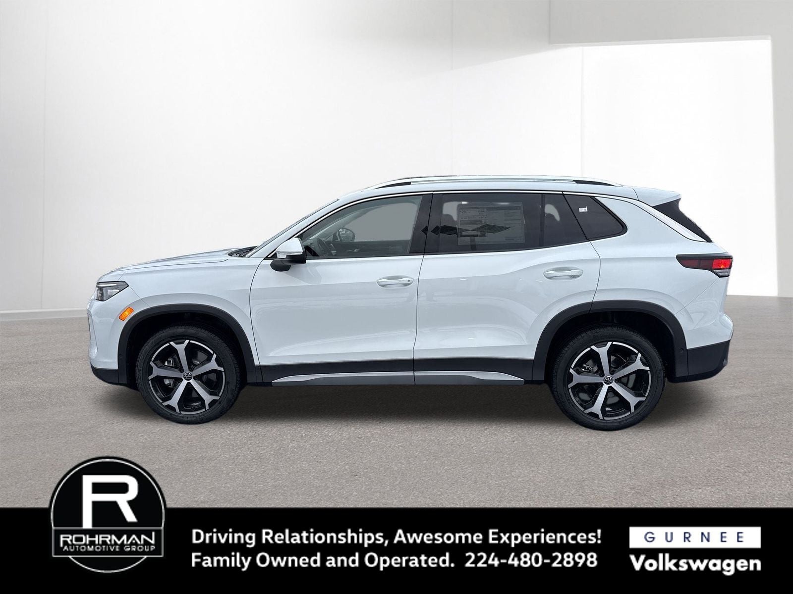 2026 Volkswagen Tiguan 2.0T SE