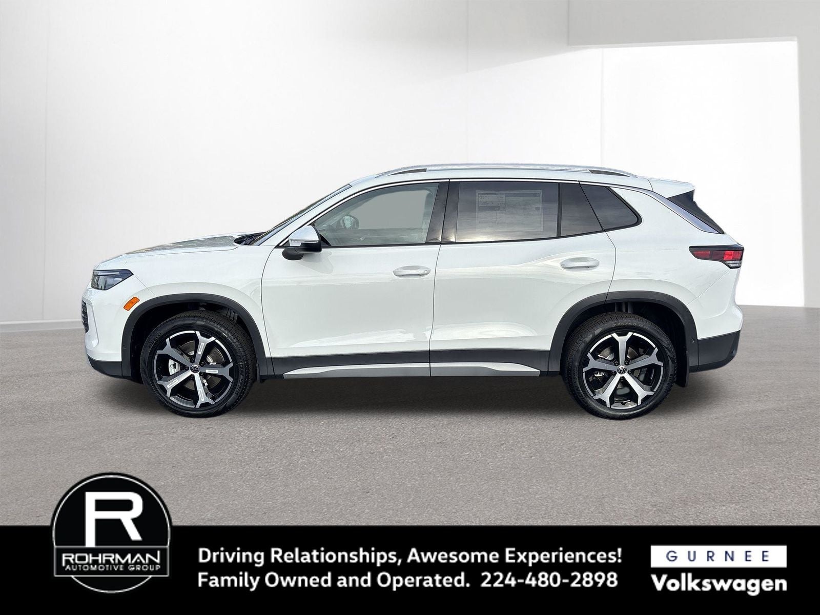 2026 Volkswagen Tiguan 2.0T SE