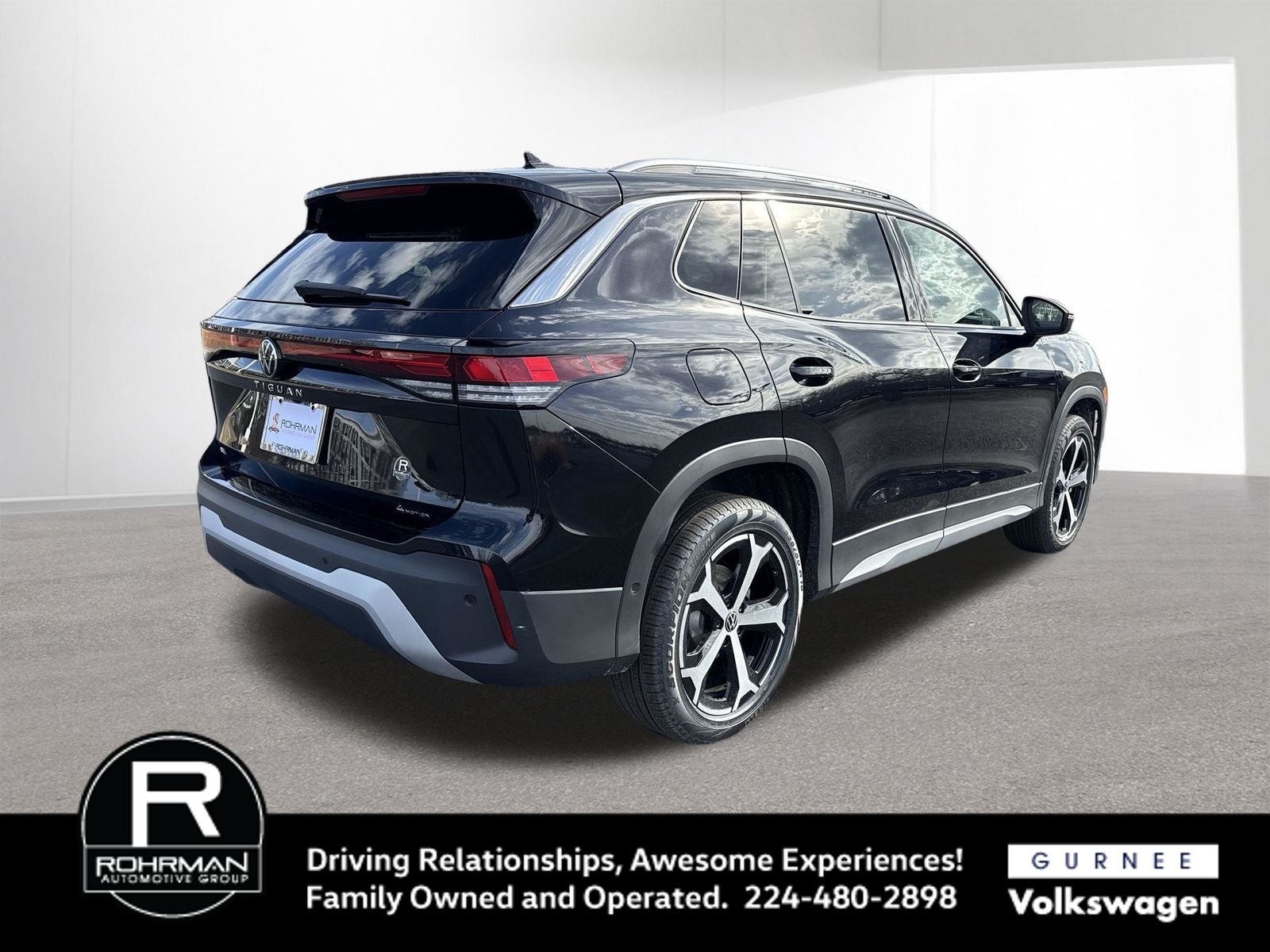 2026 Volkswagen Tiguan 2.0T SE