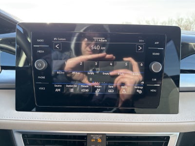 2025 Volkswagen Taos 1.5T SE