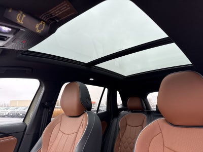 2026 Volkswagen Tiguan 2.0T SEL R-Line