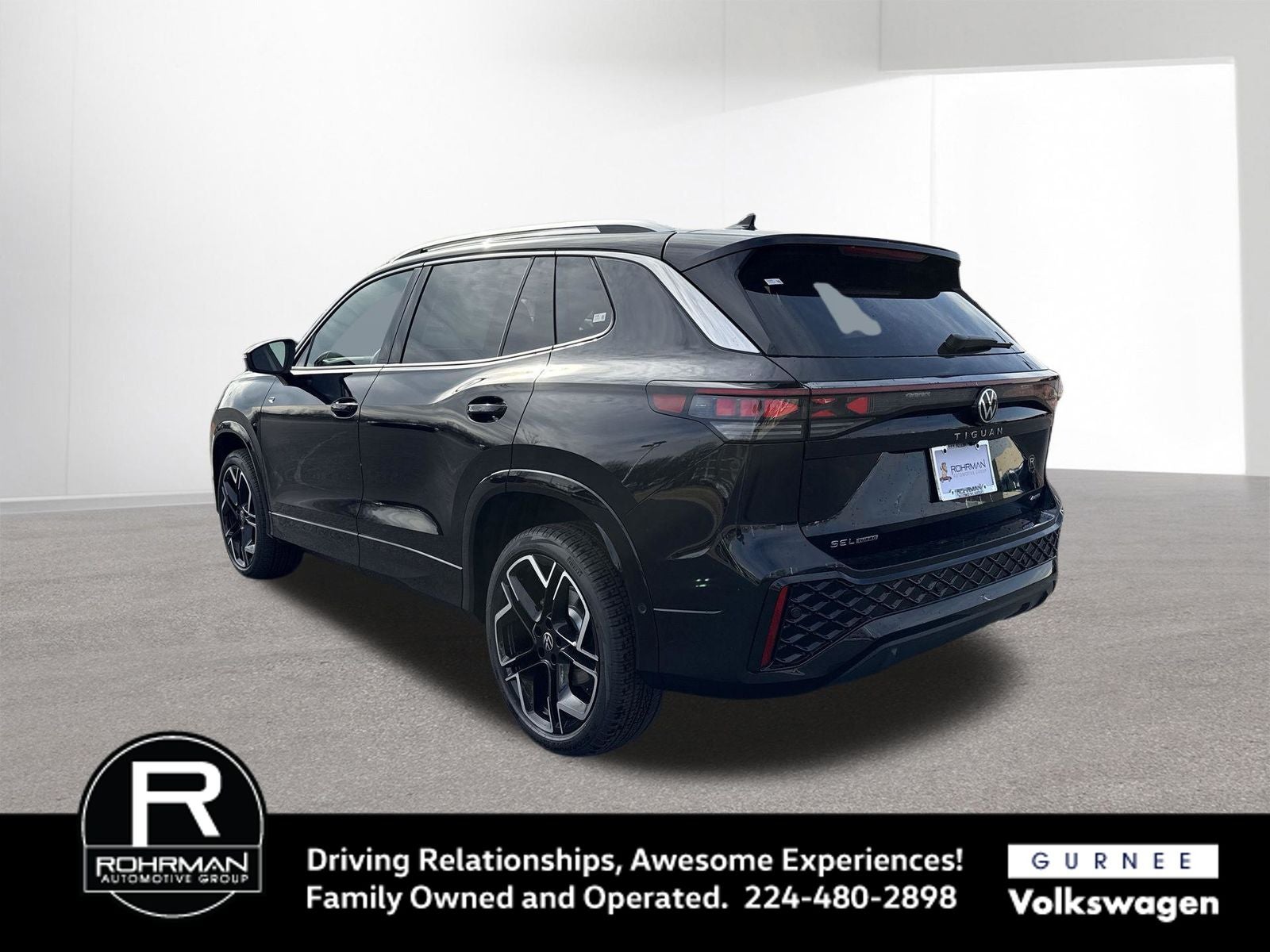 2026 Volkswagen Tiguan 2.0T SEL R-Line Turbo