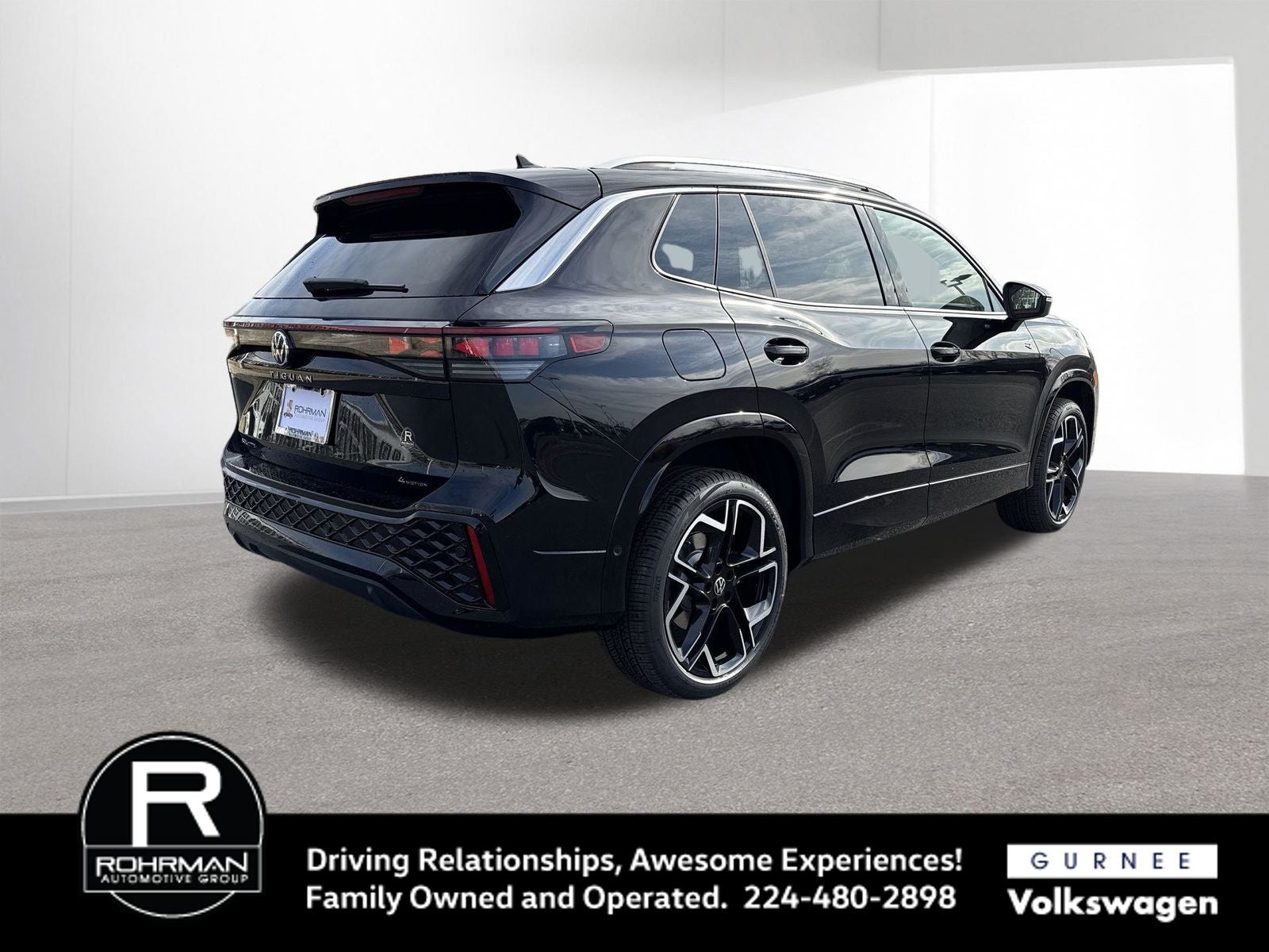 2026 Volkswagen Tiguan 2.0T SEL R-Line Turbo