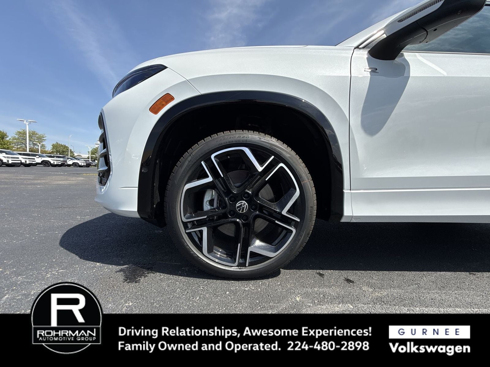 2026 Volkswagen Tiguan 2.0T SEL R-Line Turbo