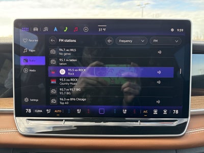 2026 Volkswagen Tiguan 2.0T SEL R-Line