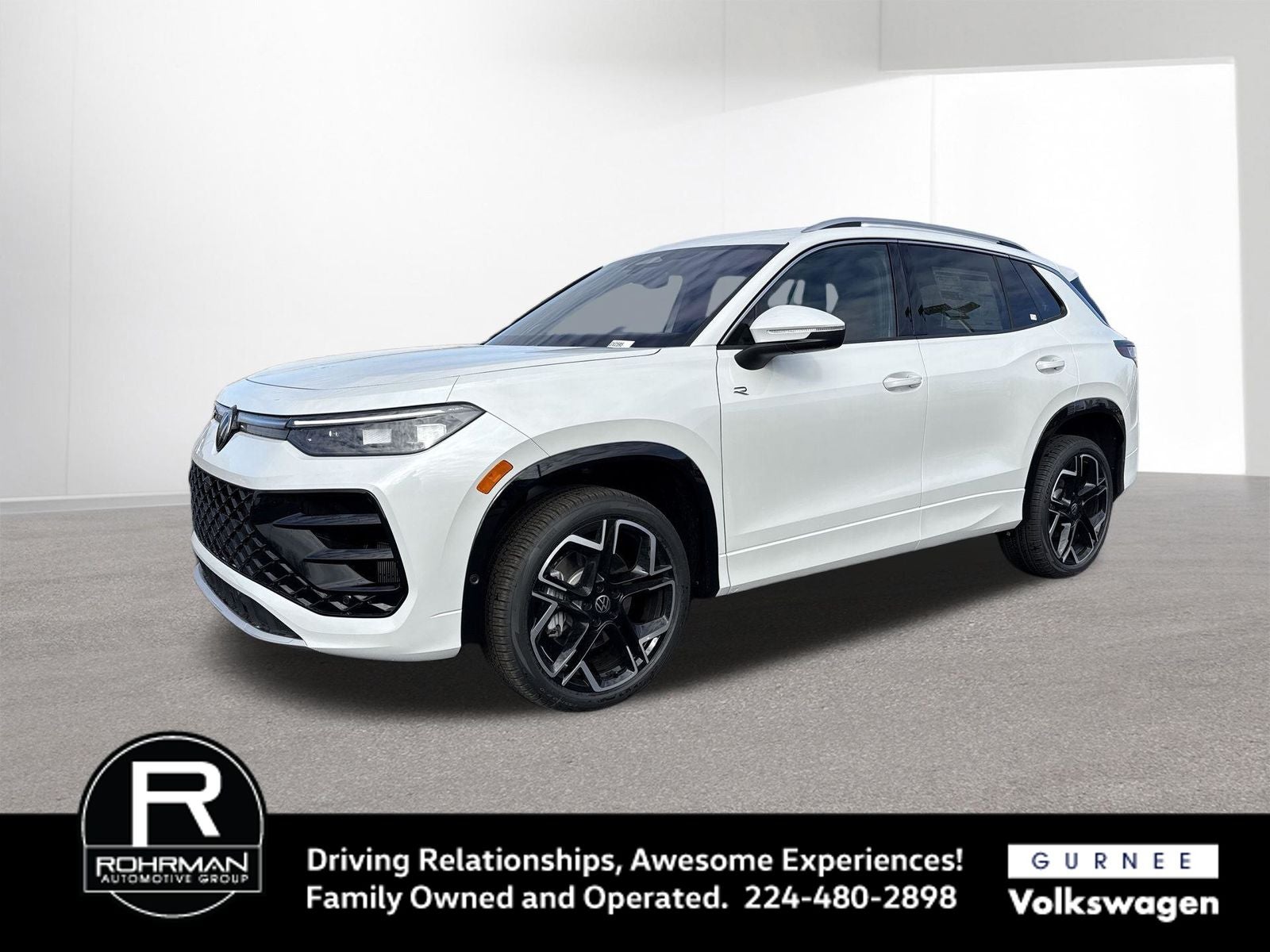 2026 Volkswagen Tiguan 2.0T SEL R-Line