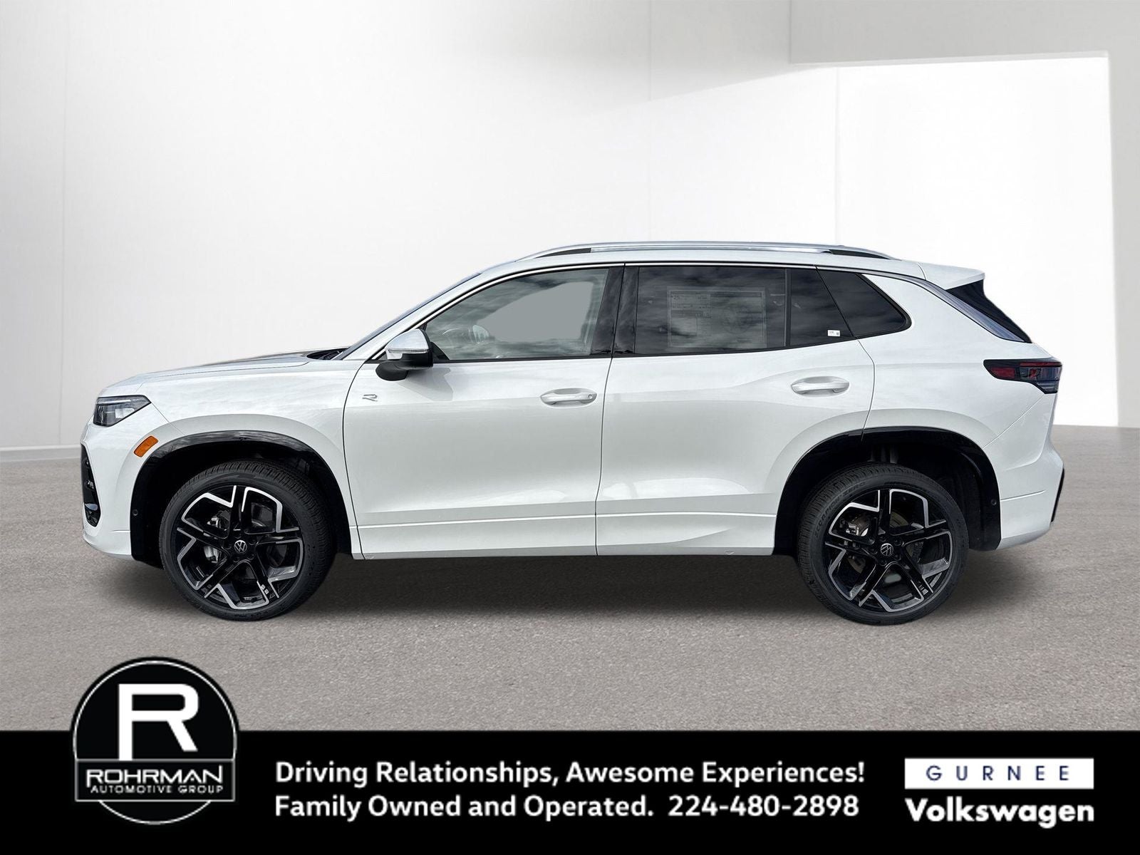 2026 Volkswagen Tiguan 2.0T SEL R-Line