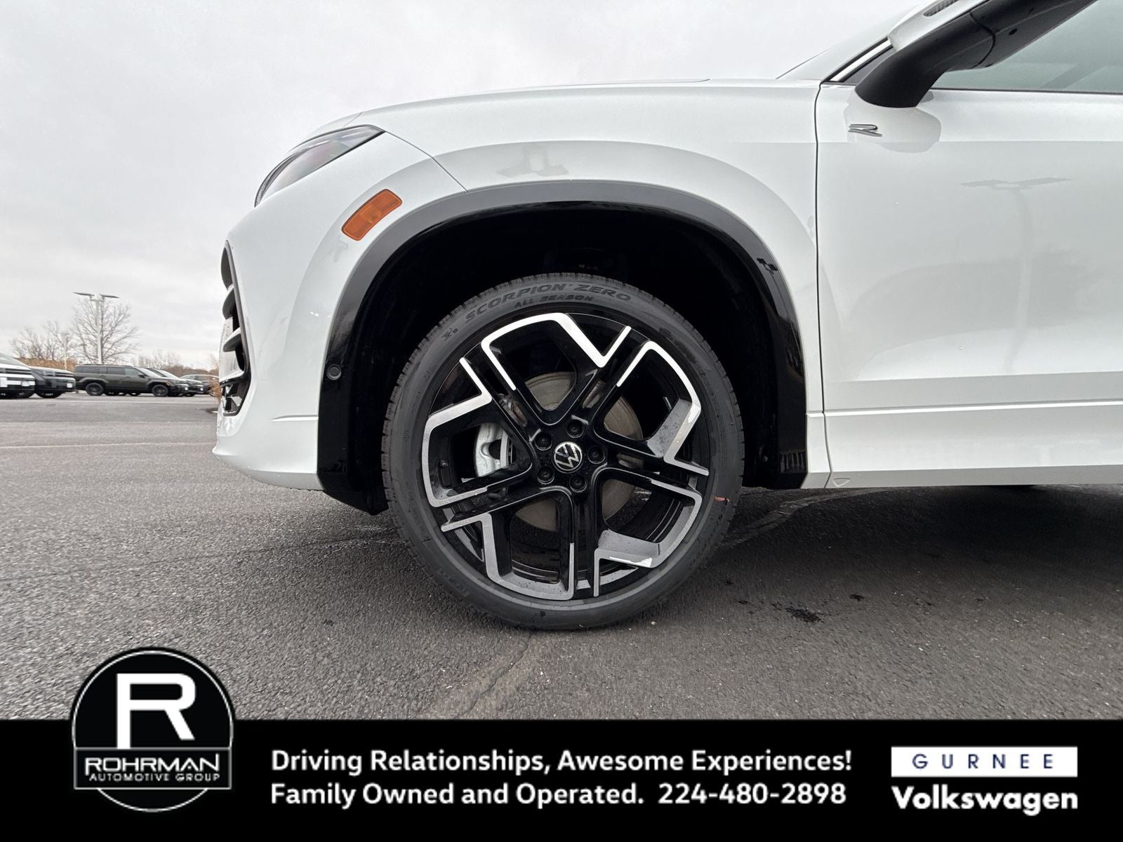 2026 Volkswagen Tiguan 2.0T SEL R-Line Turbo