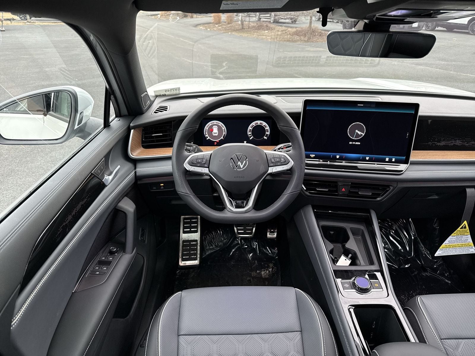 2026 Volkswagen Tiguan 2.0T SEL R-Line Turbo