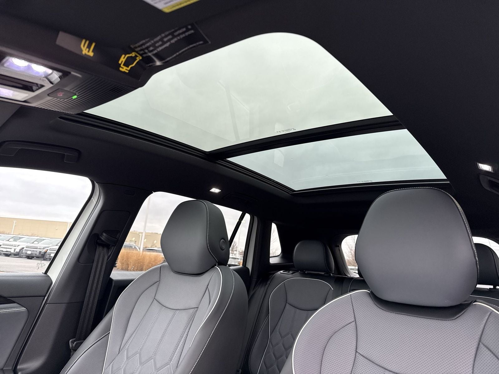 2026 Volkswagen Tiguan 2.0T SEL R-Line Turbo