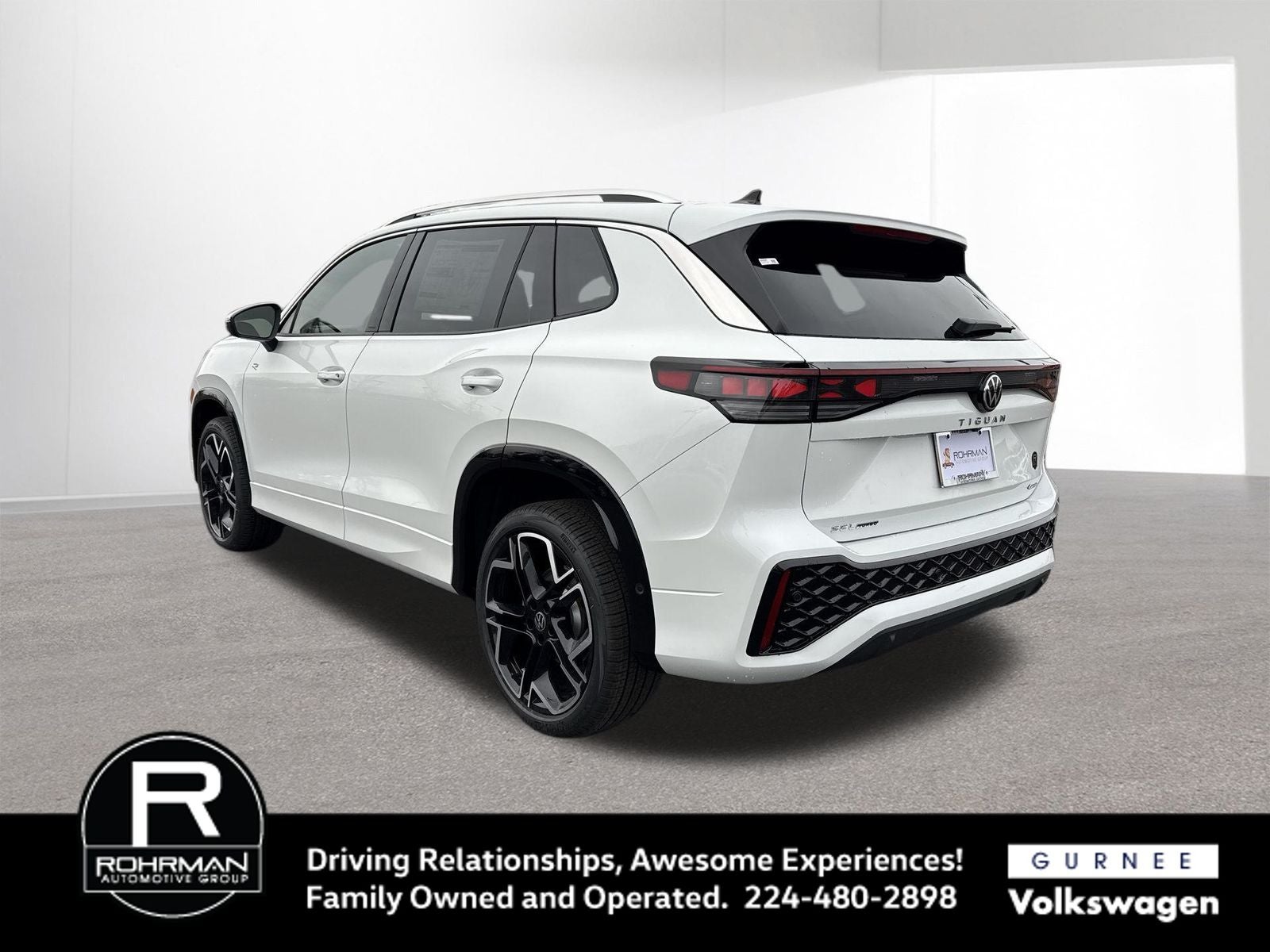 2026 Volkswagen Tiguan 2.0T SEL R-Line Turbo