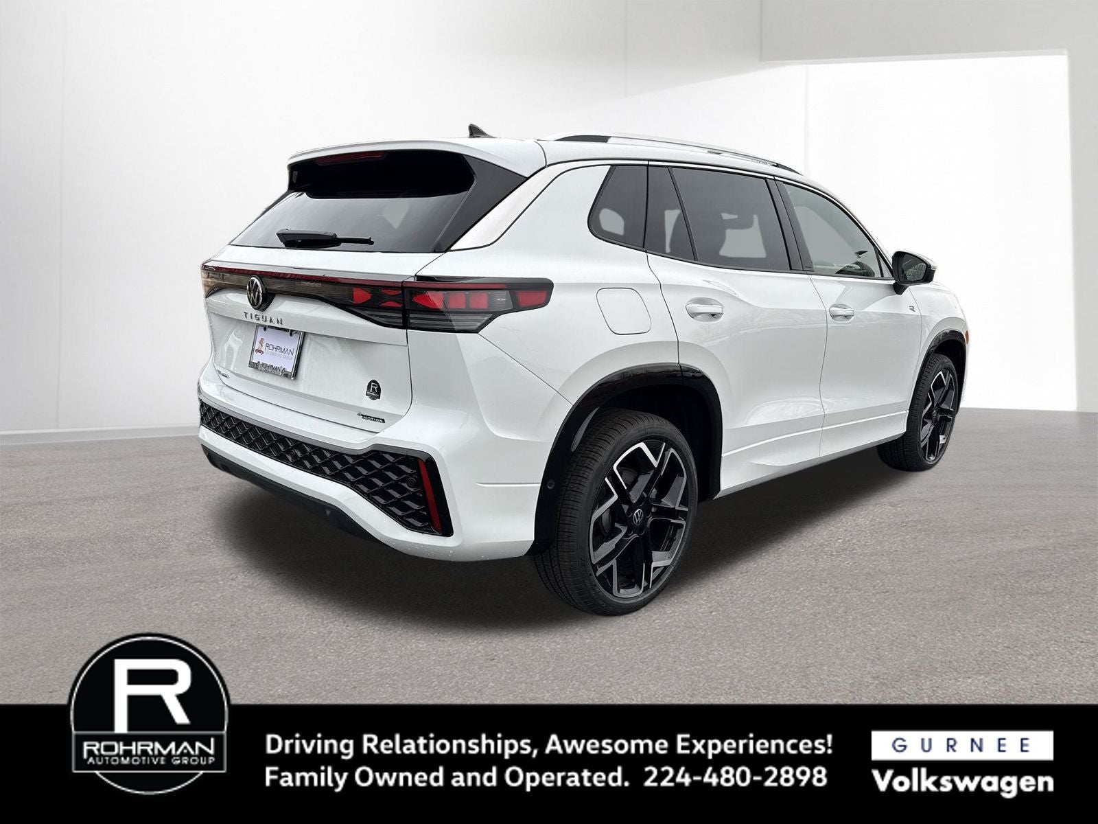 2026 Volkswagen Tiguan 2.0T SEL R-Line Turbo